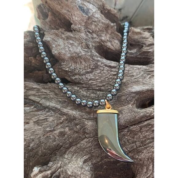 Hematite Bead Necklace with Claw Pendant - Picture 2 of 6